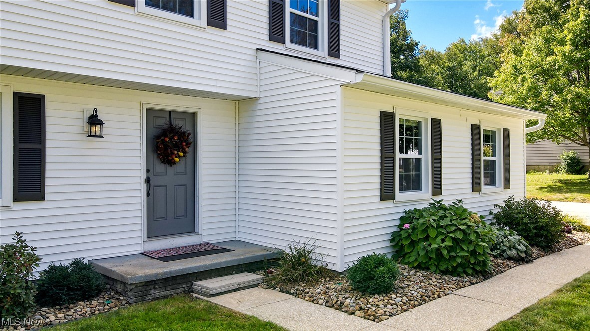 78 Chelmsford Drive Aurora OH 44202