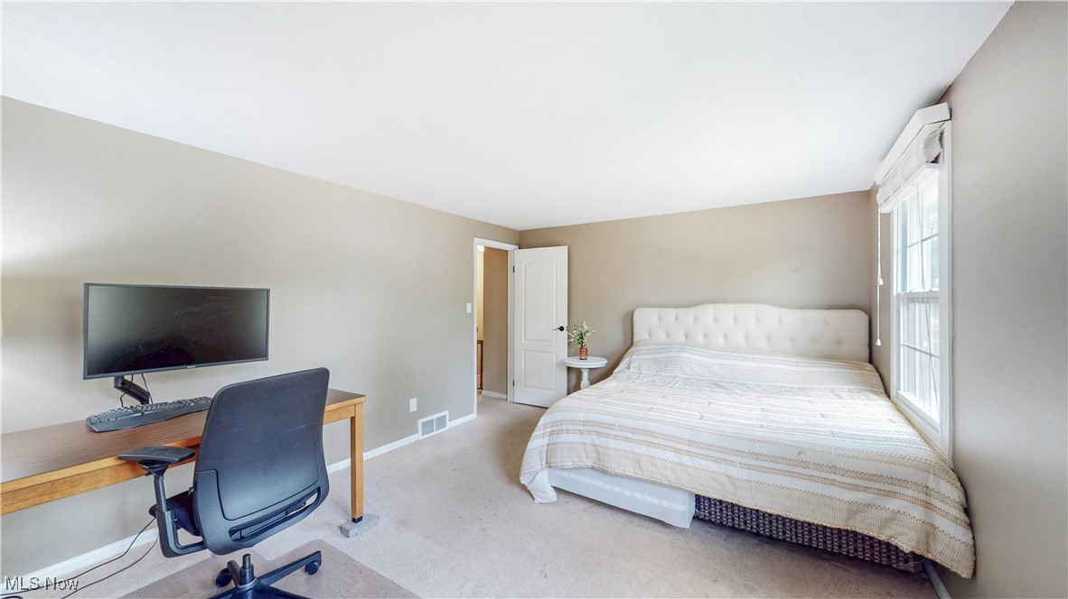 78 Chelmsford Drive Aurora OH 44202