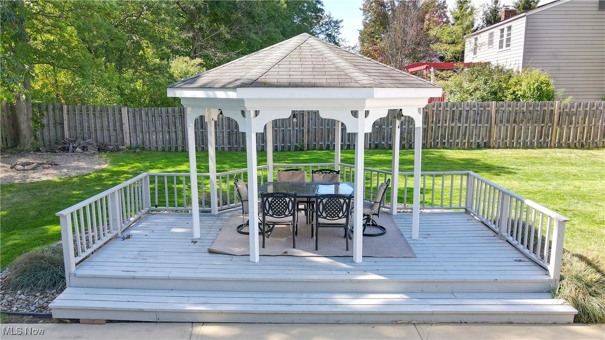 78 Chelmsford Drive Aurora OH 44202