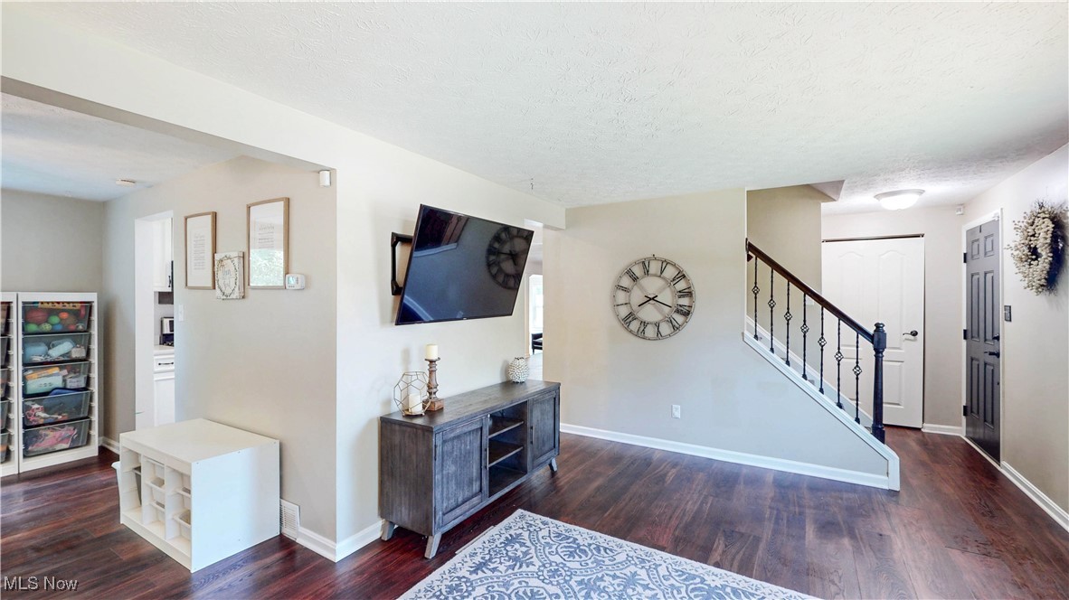 78 Chelmsford Drive Aurora OH 44202