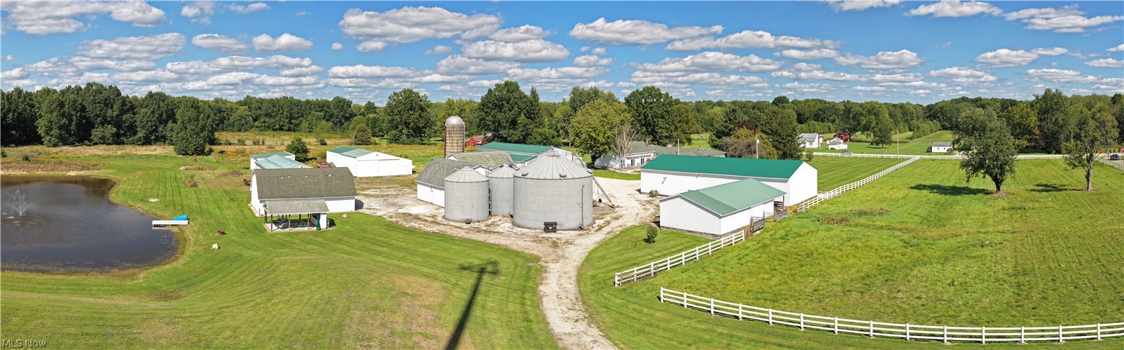 1325 Braceville Robinson Road Southington OH 44470