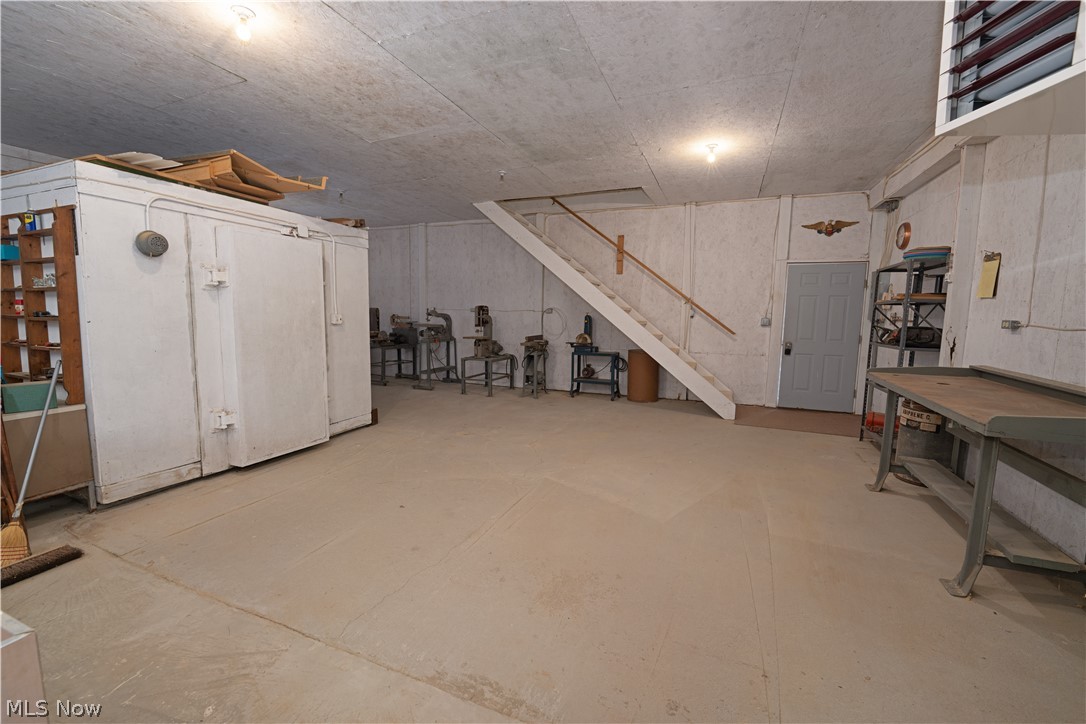 1325 Braceville Robinson Road Southington OH 44470