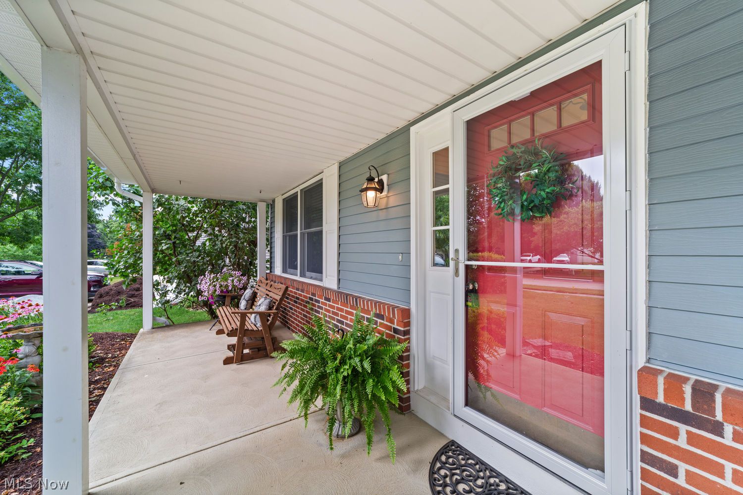 10030 Greenwich Drive Strongsville OH 44136