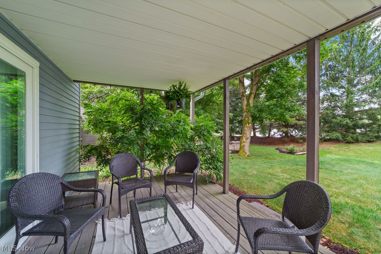 10030 Greenwich Drive Strongsville OH 44136