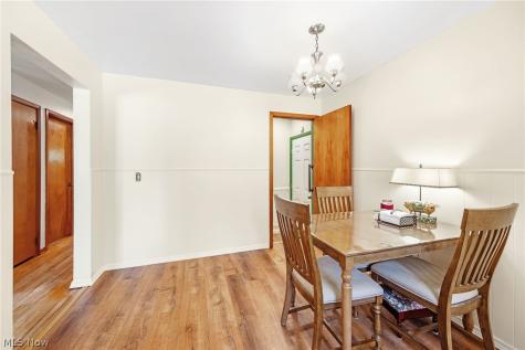 1024 Oakwood Drive Elyria OH 44035