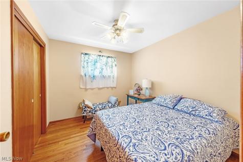 1024 Oakwood Drive Elyria OH 44035
