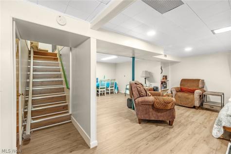 1024 Oakwood Drive Elyria OH 44035