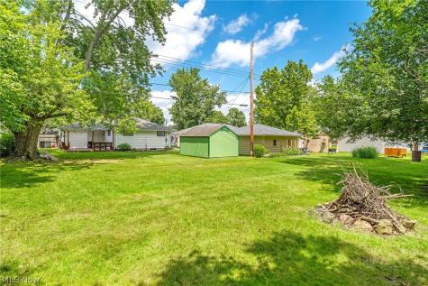 1024 Oakwood Drive Elyria OH 44035