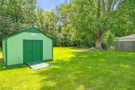 1024 Oakwood Drive Elyria OH 44035