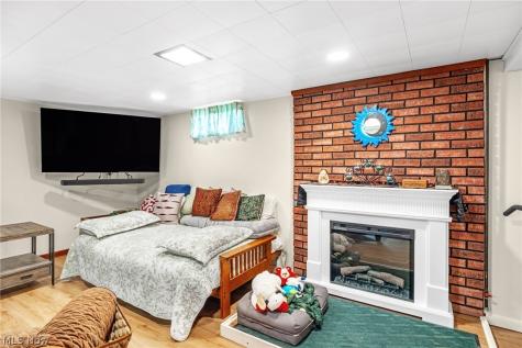 1024 Oakwood Drive Elyria OH 44035