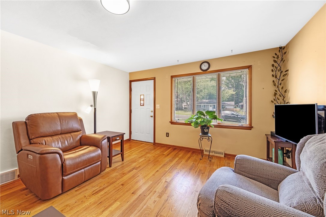 1024 Oakwood Drive Elyria OH 44035