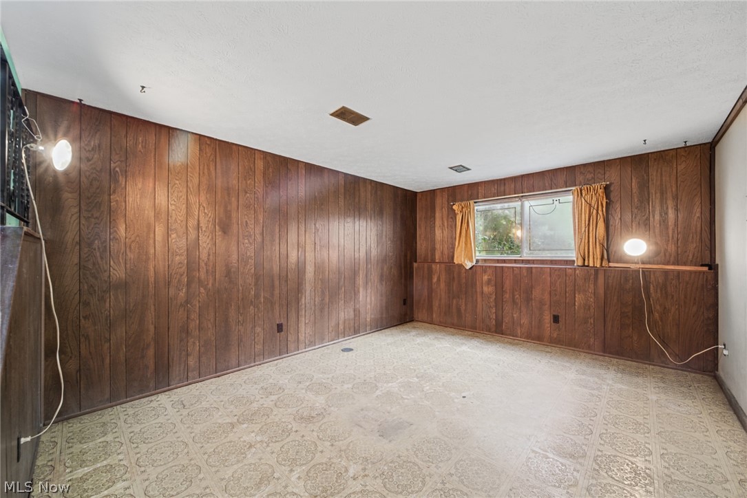 461 Delaware Drive Brunswick OH 44212