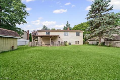 461 Delaware Drive Brunswick OH 44212