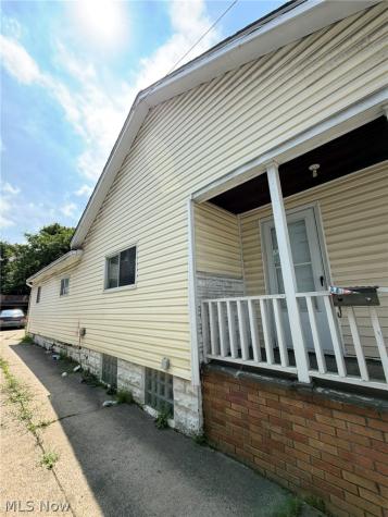 3143 Trowbridge Avenue Cleveland OH 44109