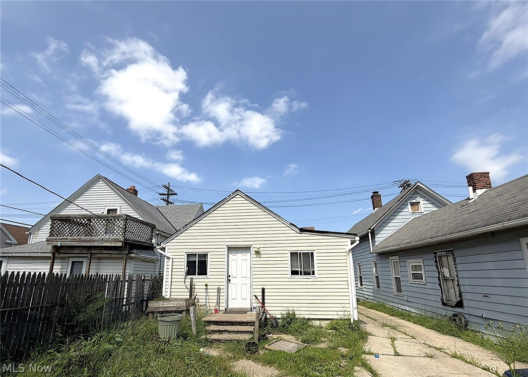 3143 Trowbridge Avenue Cleveland OH 44109