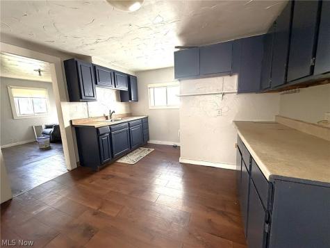 3143 Trowbridge Avenue Cleveland OH 44109