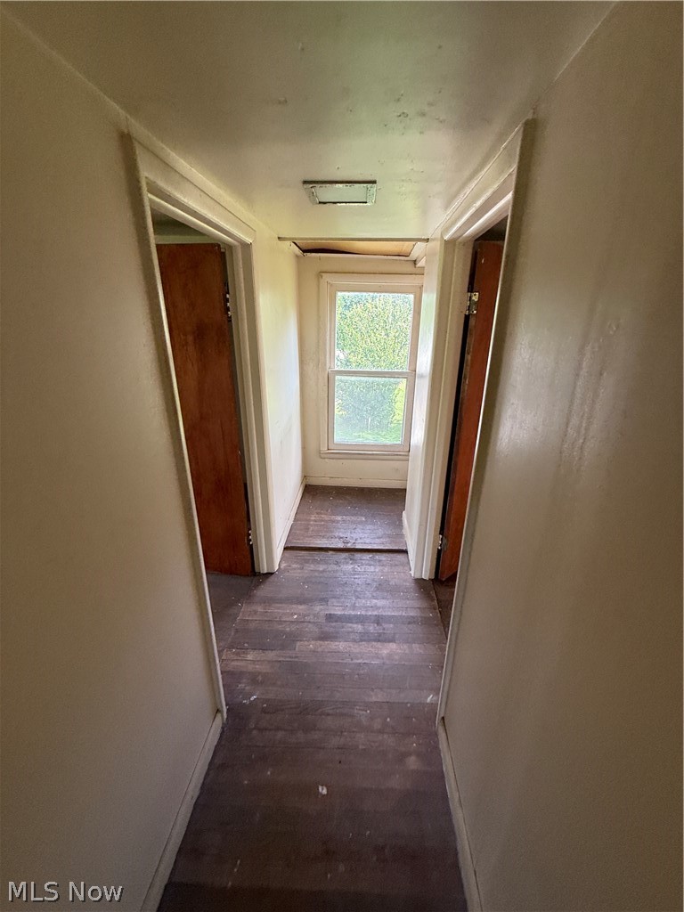 3573 Pershing Avenue Hubbard OH 44425