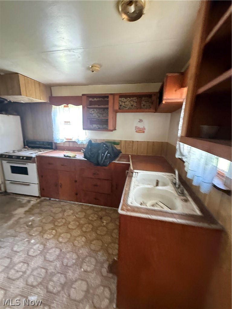 3573 Pershing Avenue Hubbard OH 44425