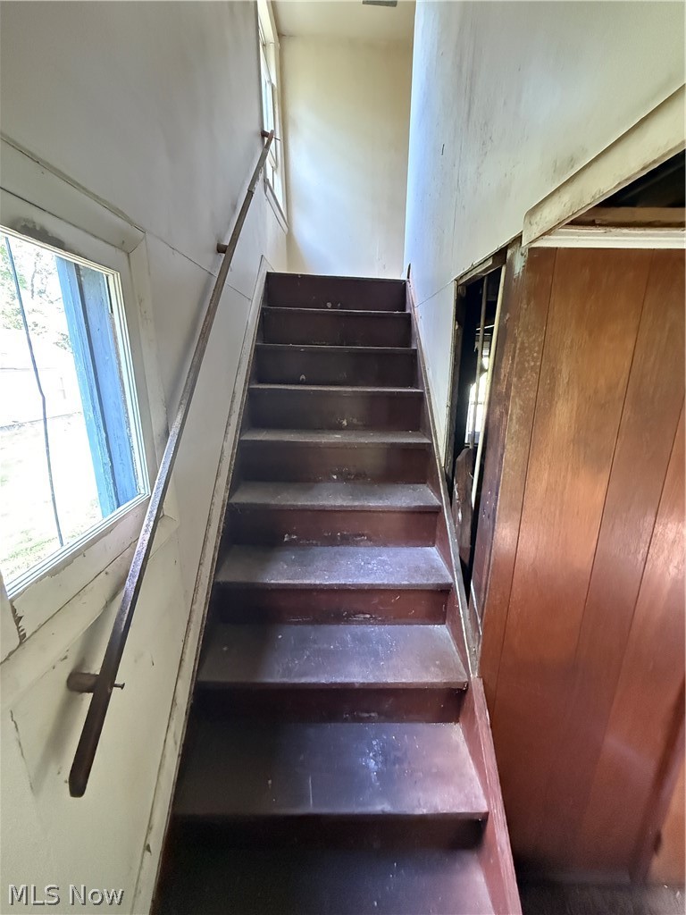 3573 Pershing Avenue Hubbard OH 44425