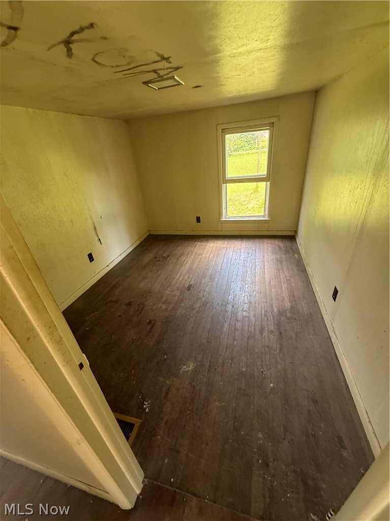 3573 Pershing Avenue Hubbard OH 44425