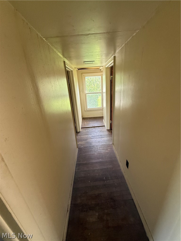 3573 Pershing Avenue Hubbard OH 44425