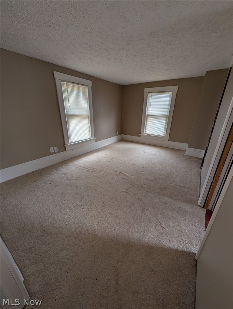 225 W Ohio Avenue Sebring OH 44672