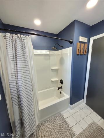 751 Woodstock Road Akron OH 44312