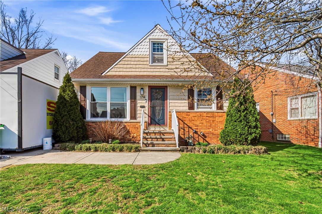 1714 E 294th Street Wickliffe OH 44092