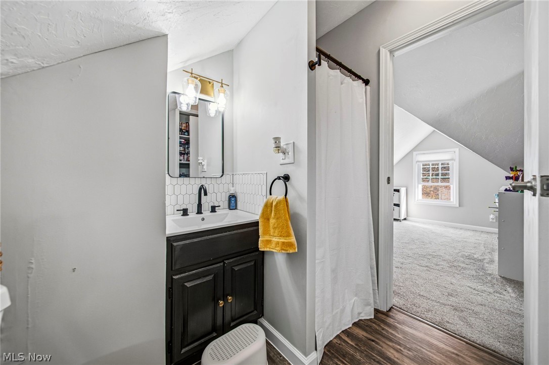 1714 E 294th Street Wickliffe OH 44092