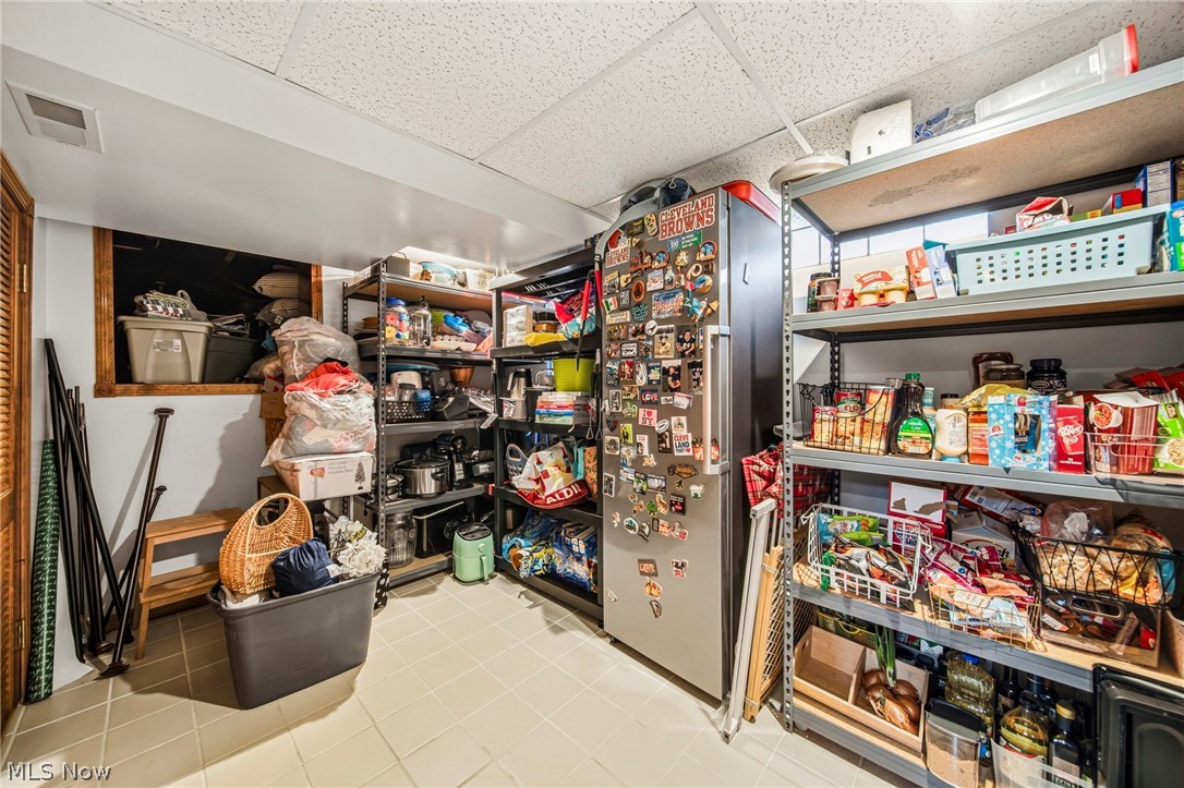 1714 E 294th Street Wickliffe OH 44092