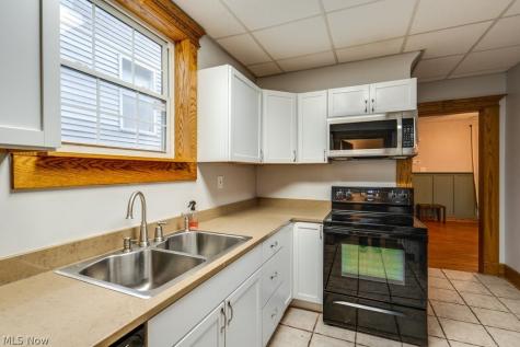3027 Glen Place NW Canton OH 44708