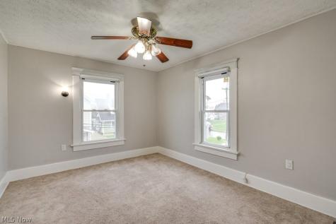 3027 Glen Place NW Canton OH 44708