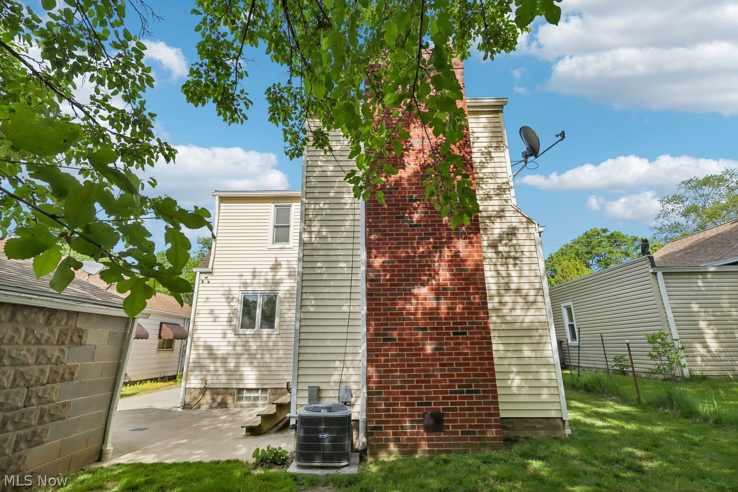 168 Harcourt Drive Akron OH 44313