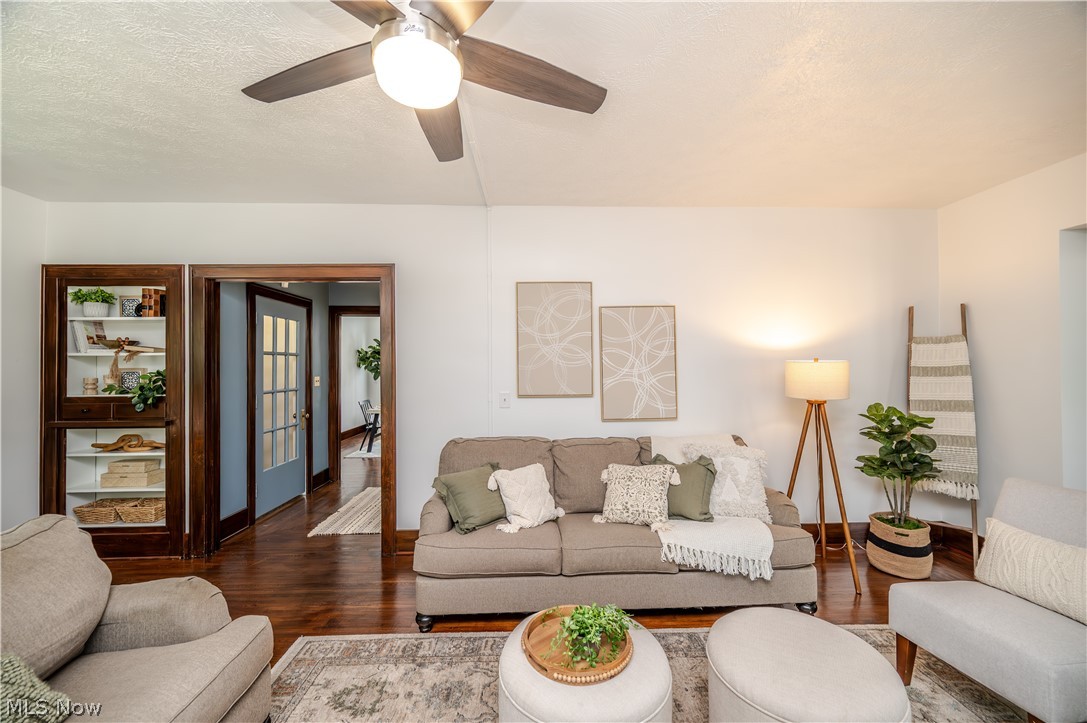 451 Fairmount Avenue NE Warren OH 44483