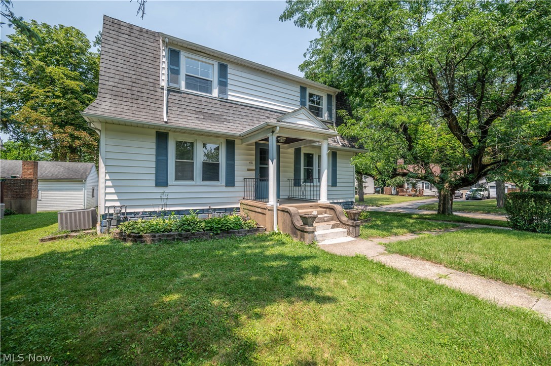 451 Fairmount Avenue NE Warren OH 44483