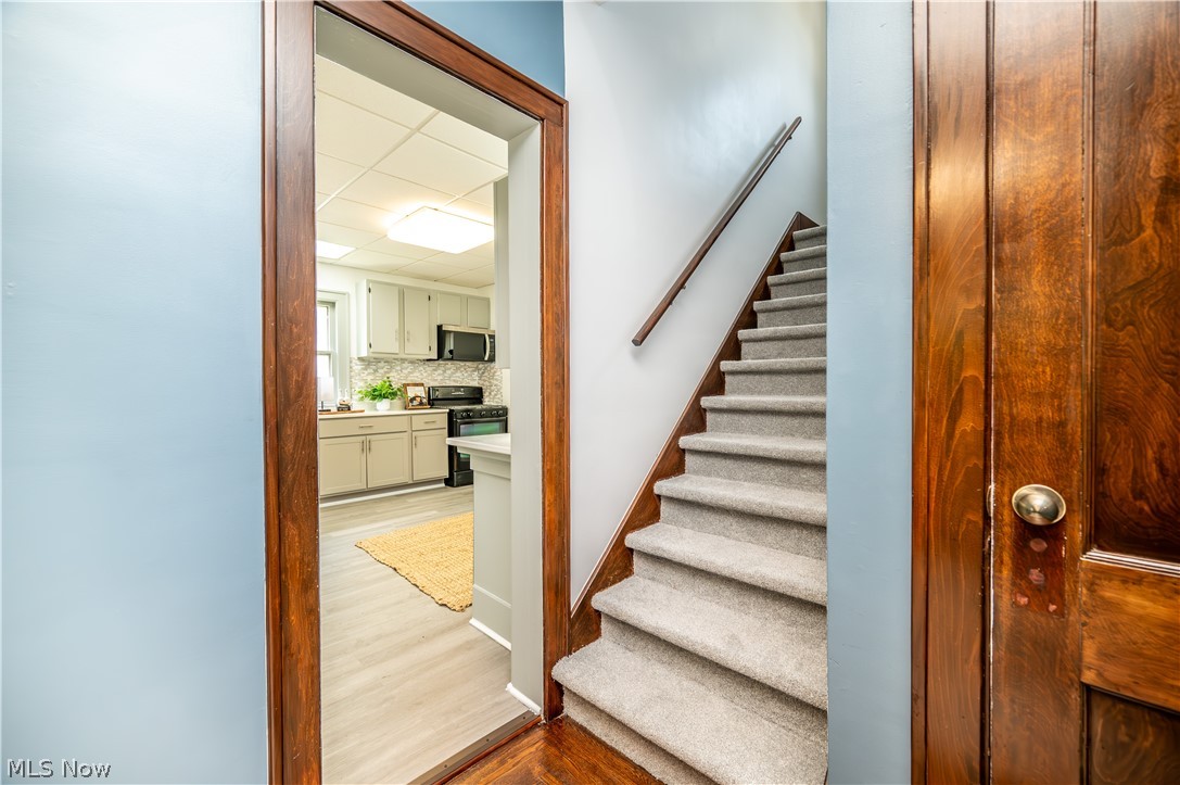 451 Fairmount Avenue NE Warren OH 44483