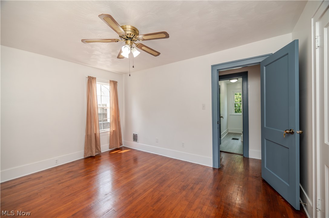 451 Fairmount Avenue NE Warren OH 44483
