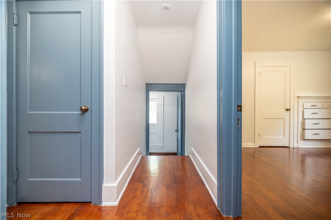 451 Fairmount Avenue NE Warren OH 44483