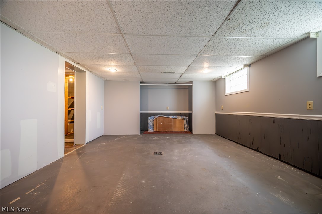 451 Fairmount Avenue NE Warren OH 44483