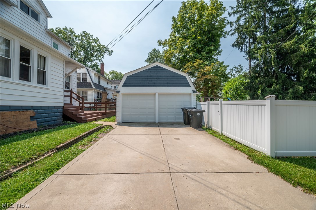 451 Fairmount Avenue NE Warren OH 44483