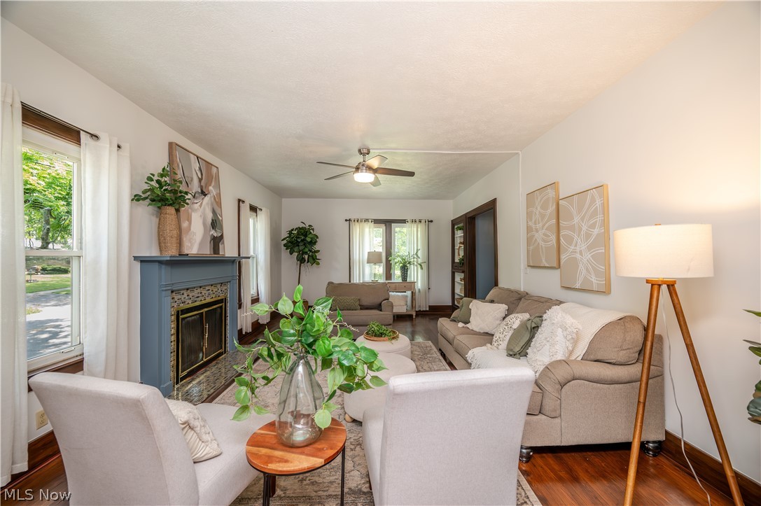 451 Fairmount Avenue NE Warren OH 44483