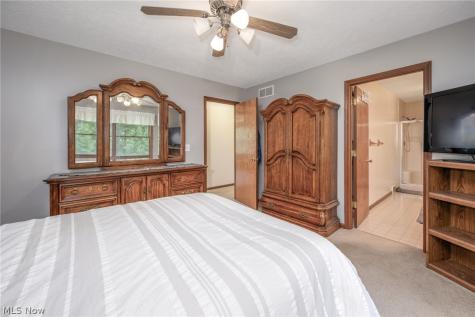 1133 Sharonbrook Drive Twinsburg OH 44087