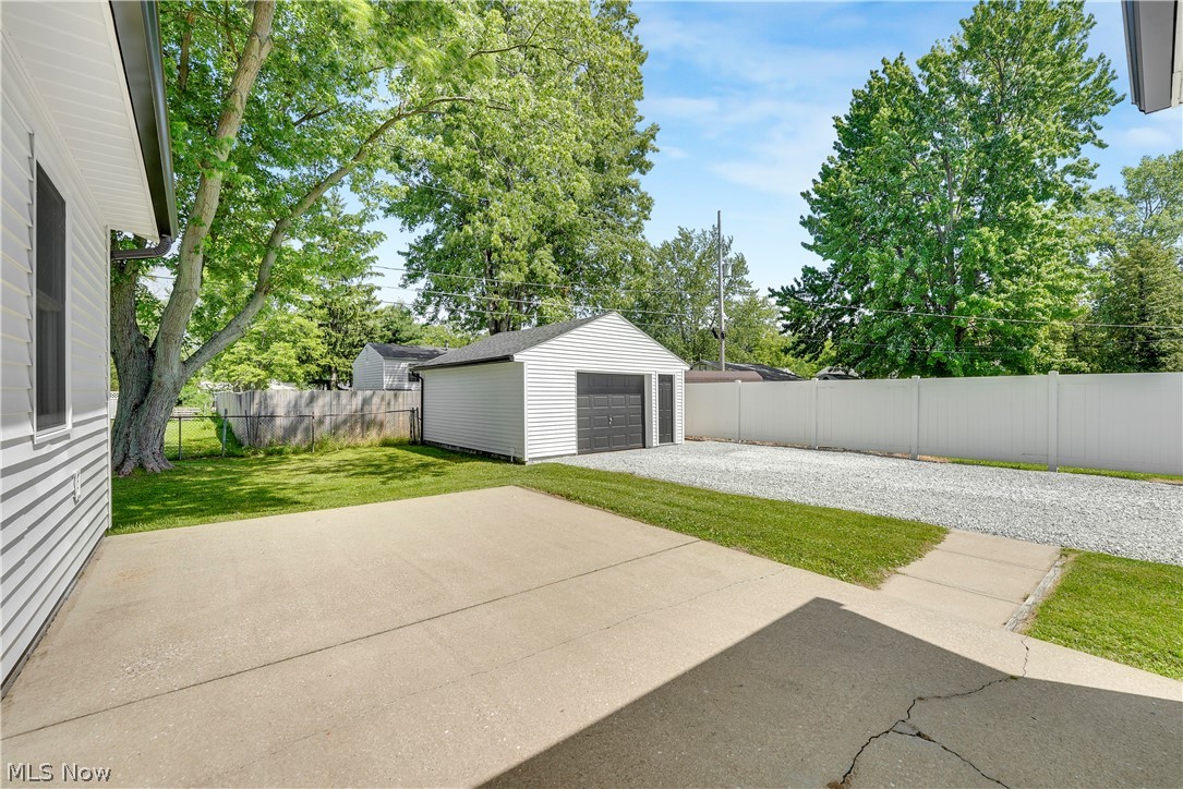 1385 Ormond Avenue Madison OH 44057
