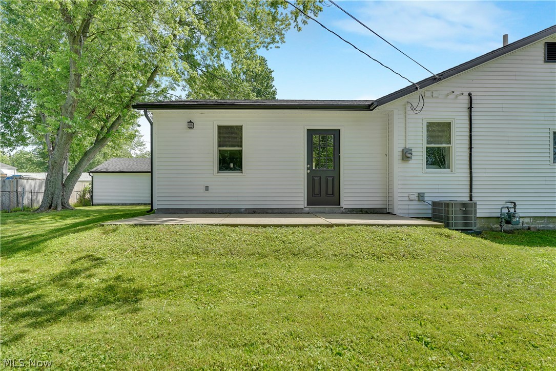 1385 Ormond Avenue Madison OH 44057