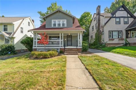 1155 Oxford Road Cleveland Heights OH 44121