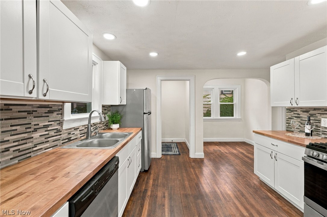 1155 Oxford Road Cleveland Heights OH 44121