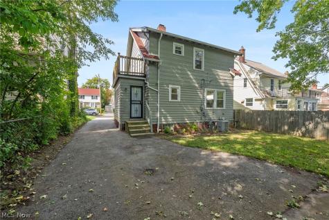 1155 Oxford Road Cleveland Heights OH 44121
