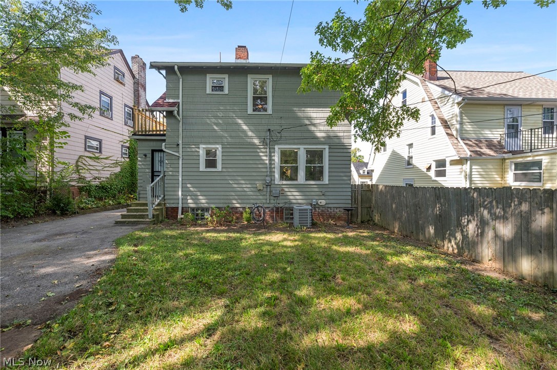 1155 Oxford Road Cleveland Heights OH 44121