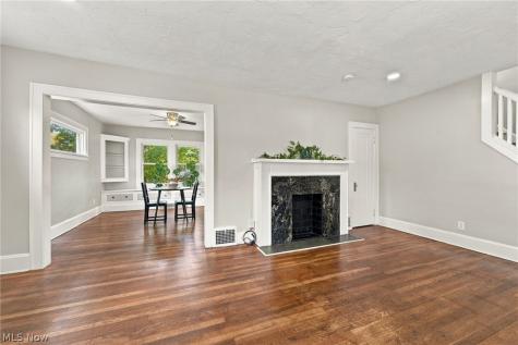 1155 Oxford Road Cleveland Heights OH 44121