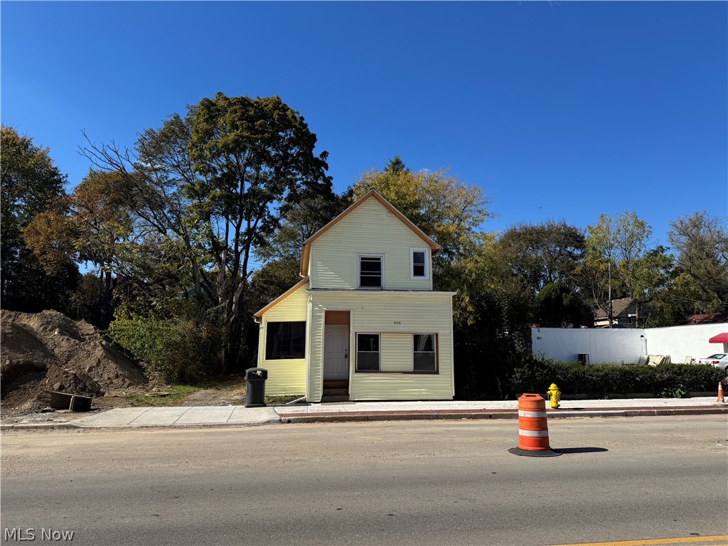 868 N Main Street Akron OH 44310